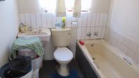 Bathroom 1 - 5 square meters of property in Vosloorus