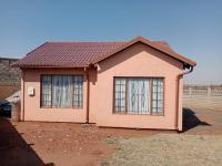 Front View of property in Vosloorus