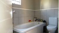 Bathroom 1 - 5 square meters of property in South Hills