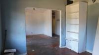 Lounges - 18 square meters of property in Montclair (Dbn)