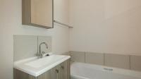 Bathroom 1 - 5 square meters of property in Paulshof