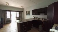 Kitchen - 12 square meters of property in Paulshof