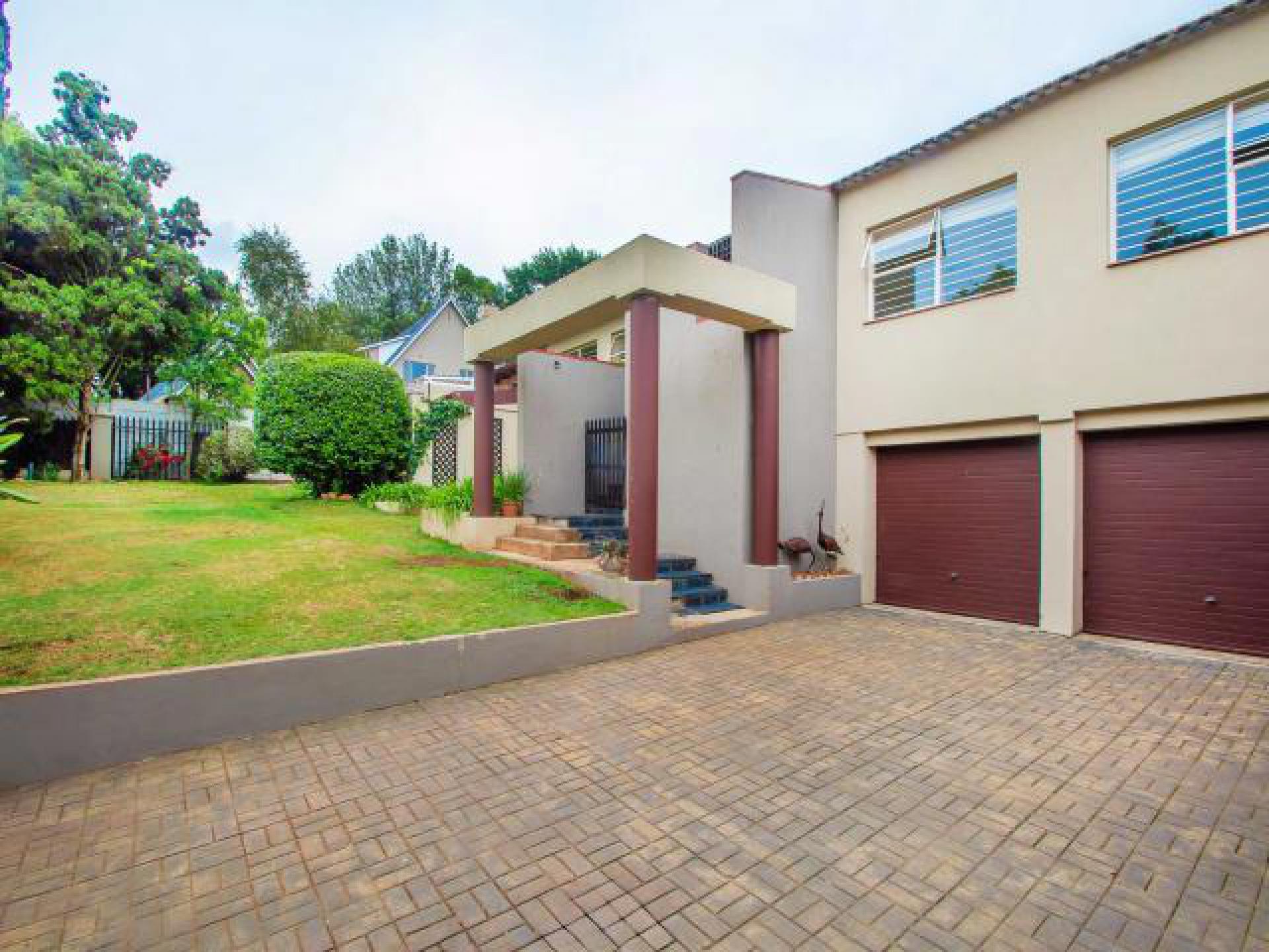 Front View of property in Northcliff