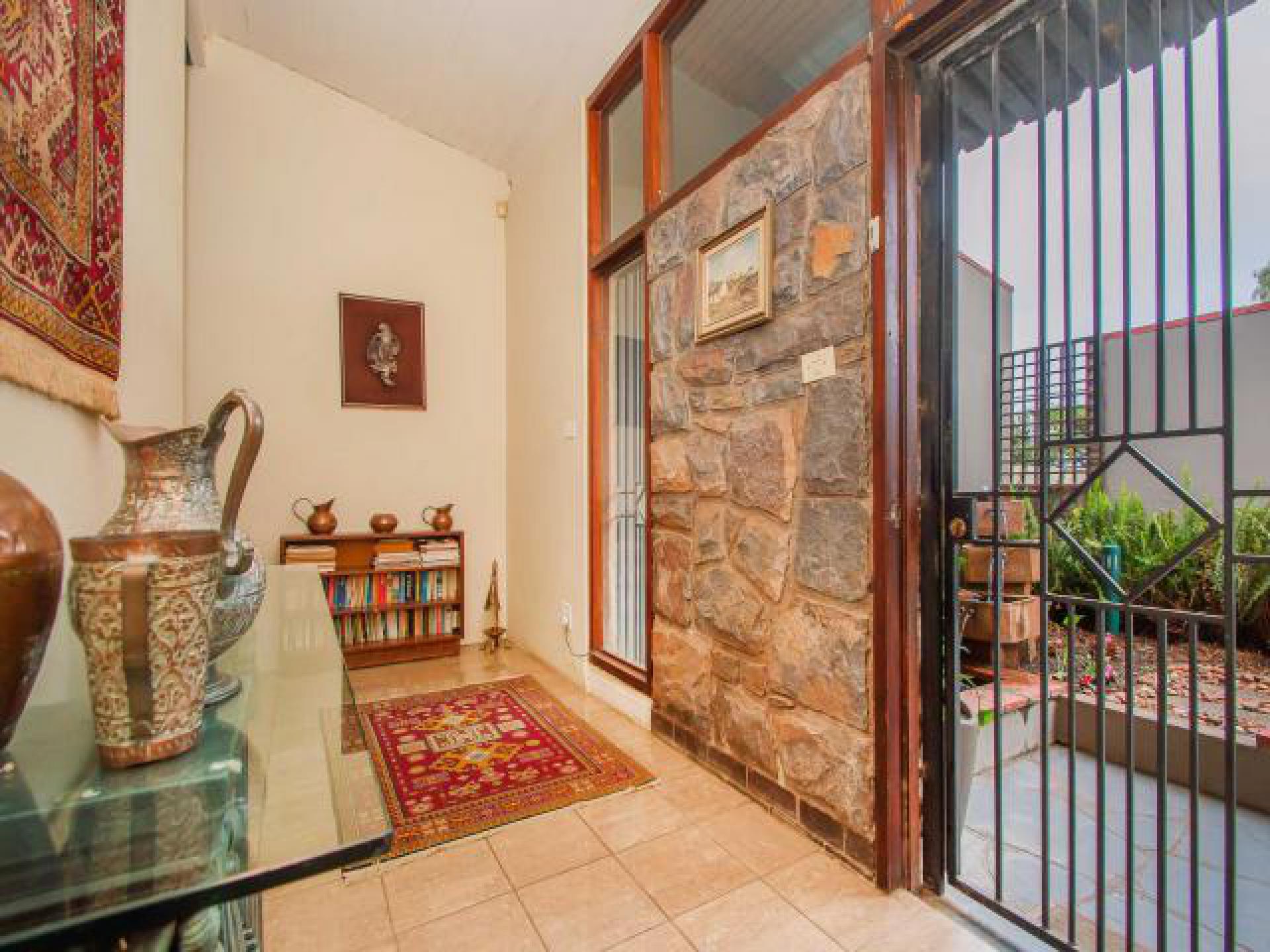 Spaces - 14 square meters of property in Northcliff