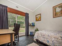 Bed Room 1 - 10 square meters of property in Northcliff