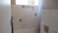 Bathroom 1 - 5 square meters of property in Northcliff