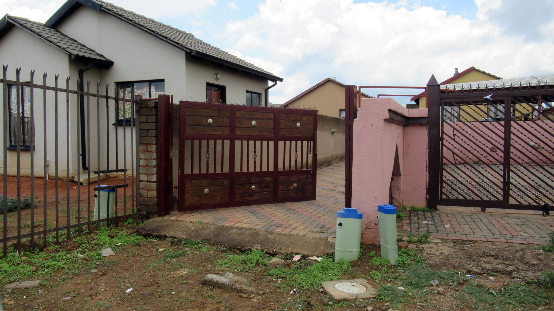 Front View of property in Soshanguve East