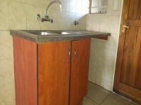 Kitchen - 10 square meters of property in Elspark