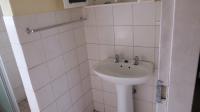 Bathroom 1 - 4 square meters of property in Elspark