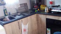 Kitchen - 13 square meters of property in Kinross