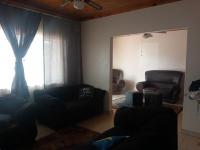 Lounges - 17 square meters of property in Actonville