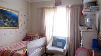 Bed Room 1 - 13 square meters of property in Thatchfield Gardens