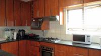 Kitchen - 21 square meters of property in Thatchfield Gardens