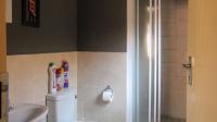 Main Bathroom - 5 square meters of property in Kosmosdal