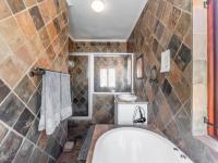 Main Bathroom of property in Willowbrook