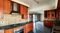 Kitchen - 23 square meters of property in Sunair Park