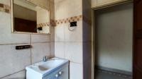 Bathroom 1 - 6 square meters of property in Sunair Park