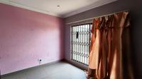 Bed Room 1 - 18 square meters of property in Sunair Park