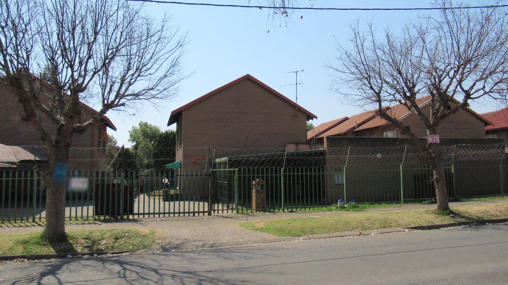 Front View of property in Turffontein