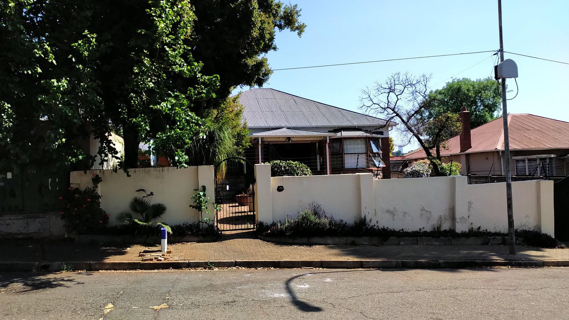 nedbank-repossessed-house-for-sale-in-kensington-jhb-mr5