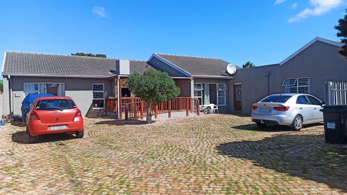 3 Bedroom House for Sale For Sale in Duynefontein - Home Sell - MR528228