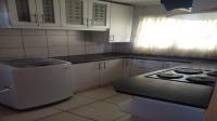 Kitchen - 8 square meters of property in Montana