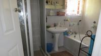 Bathroom 2 - 5 square meters of property in Uvongo