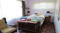 Bed Room 2 - 18 square meters of property in Uvongo