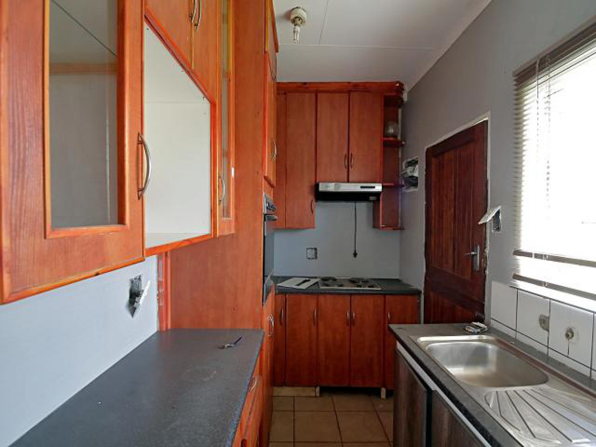 Kitchen of property in Ermelo