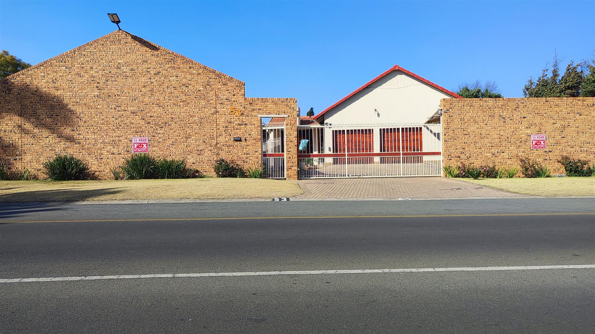 Front View of property in Brackendowns