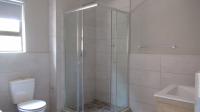 Main Bathroom - 9 square meters of property in Xanandu Eco Park