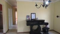 Dining Room - 15 square meters of property in Protea Glen