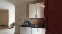 Kitchen - 9 square meters of property in Klippoortje