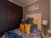 Bed Room 1 of property in Milnerton