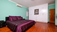 Main Bedroom - 23 square meters of property in Bluff