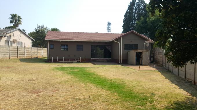 3 Bedroom House for Sale For Sale in Witpoortjie - MR534424