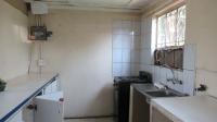 Kitchen - 43 square meters of property in Farm Haakdoornboom