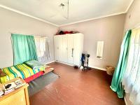 Bed Room 3 - 21 square meters of property in Turffontein