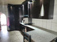 Kitchen - 21 square meters of property in Emalahleni (Witbank) 