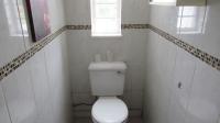 Bathroom 1 - 8 square meters of property in Townsview