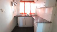 Kitchen - 8 square meters of property in Parow Central