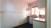 Kitchen - 8 square meters of property in Parow Central
