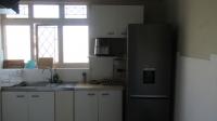 Kitchen - 9 square meters of property in Amanzimtoti 