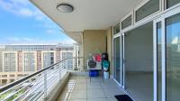 Balcony - 13 square meters of property in Umhlanga Rocks