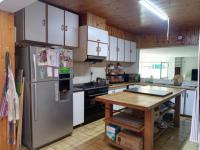 Kitchen of property in Crawford