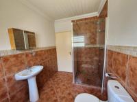 Bathroom 1 of property in Hagley