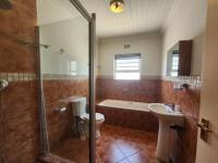 Bathroom 1 of property in Hagley