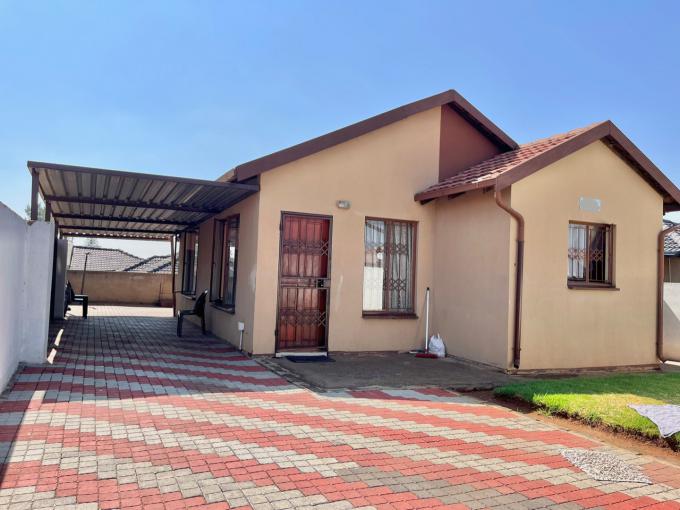 2 Bedroom House for Sale For Sale in Elandspoort - MR537578