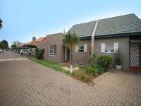 Front View of property in Weltevreden Park