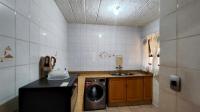 Scullery - 10 square meters of property in Selcourt